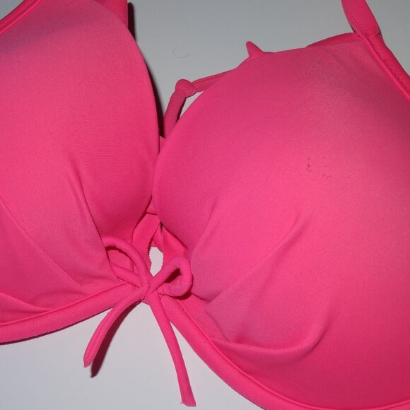 Victoria's Secret Hot Pink Bombshell Bikini Top Size 34DD Ruffle Halter - Picture 2 of 7